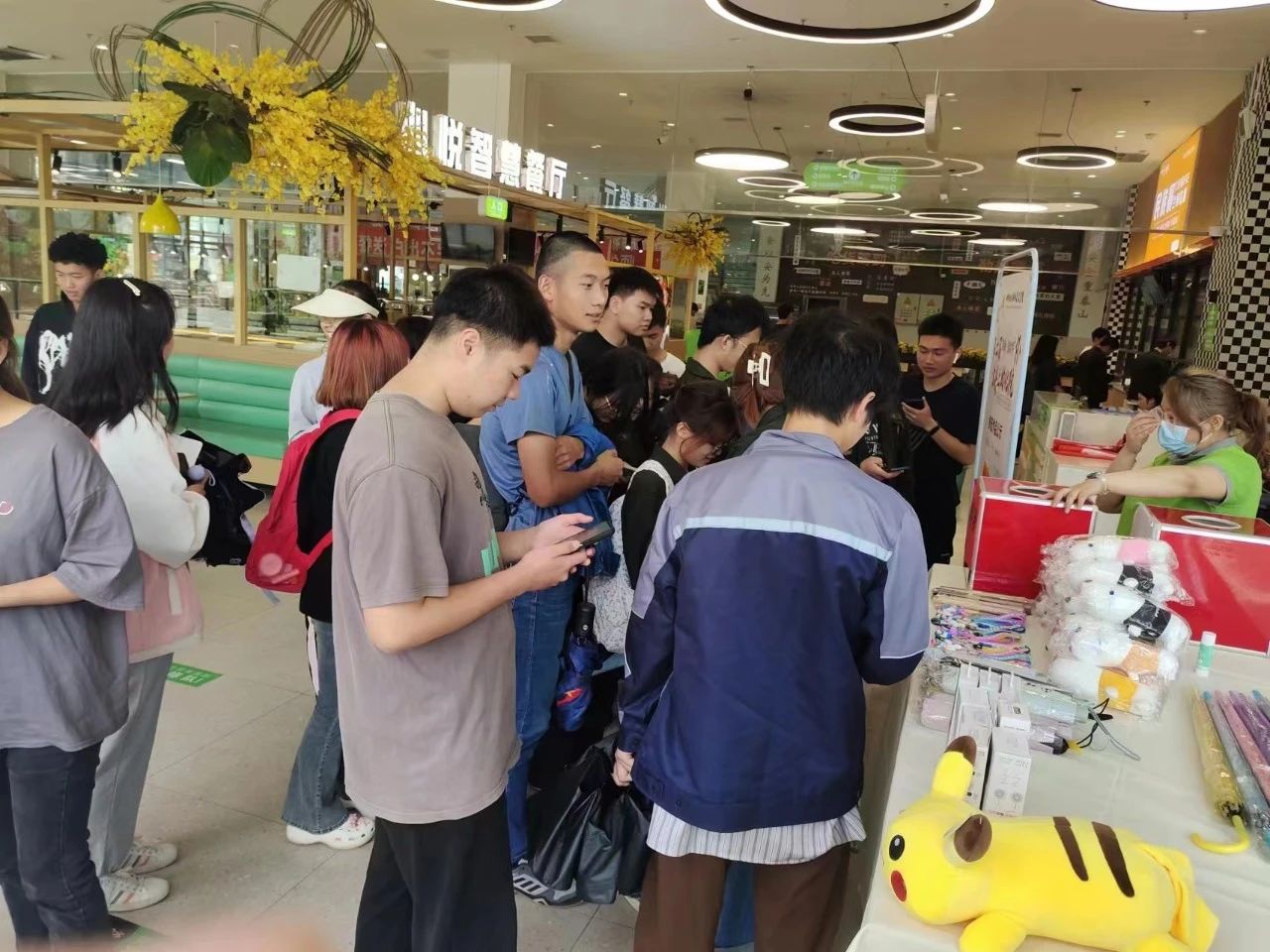 d99b4db2-5917-415e-9270-cd8b414bfd75